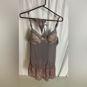 Elegant Lace Trim Chemise - Gray